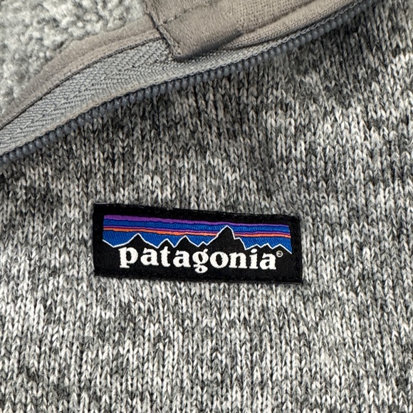 Patagonia Women's Gray Quarter-Zip Sweater - Picture 4 of 5